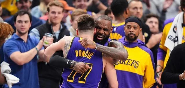 和提升在于, CrF, 容提供防守 和提升在于, CrF, 容提供防守